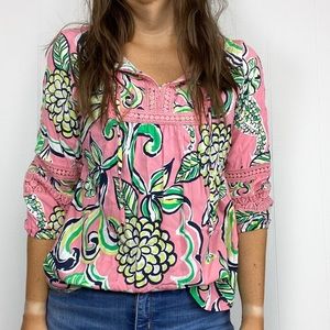 Crown & Ivy Floral Popover Top XS Pink Green 3/4 Sleeves